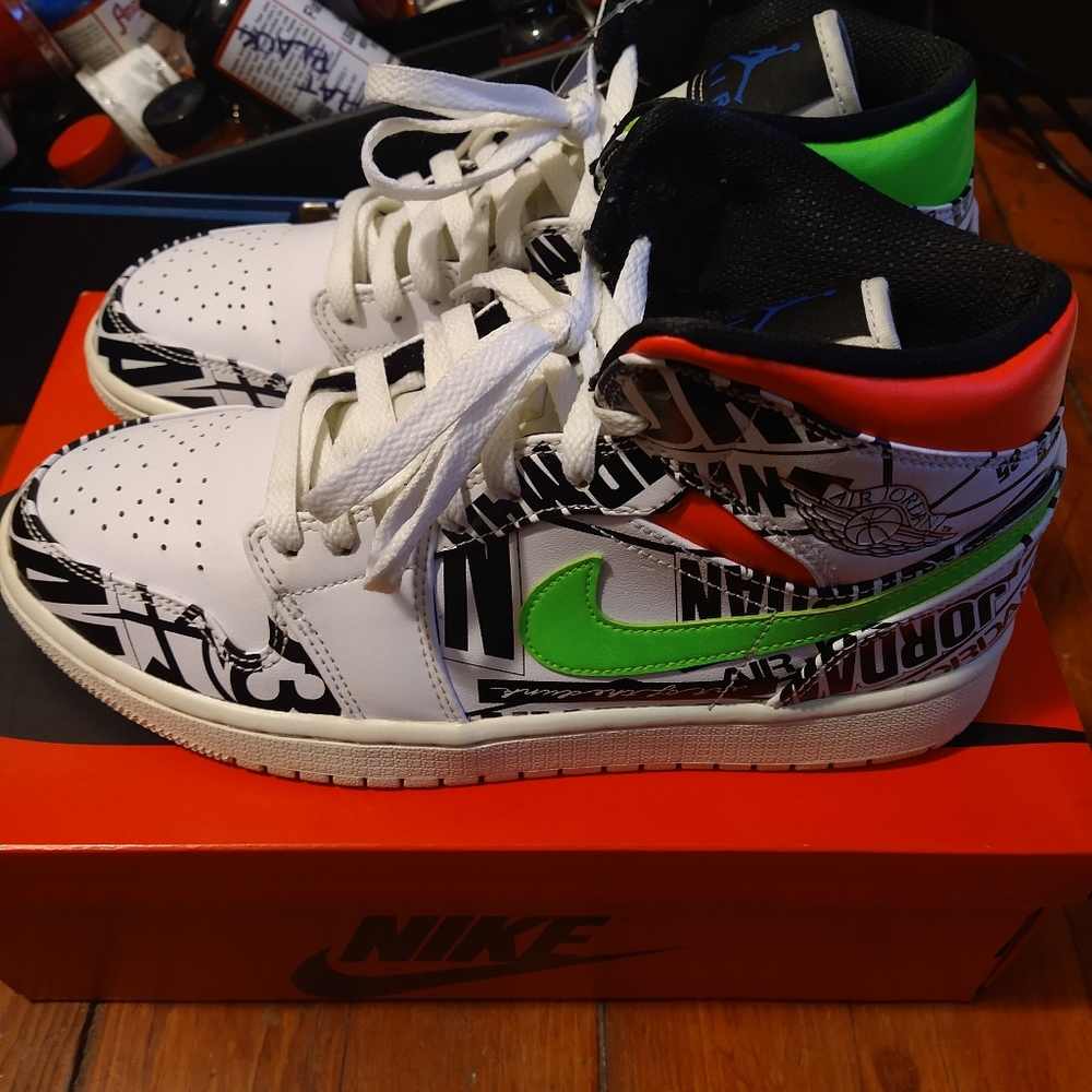 Jordans - Picture 4 of 8